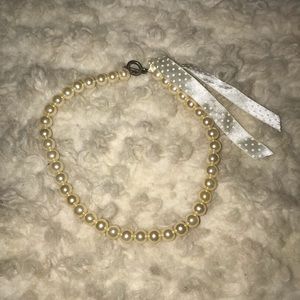 cream peral necklace